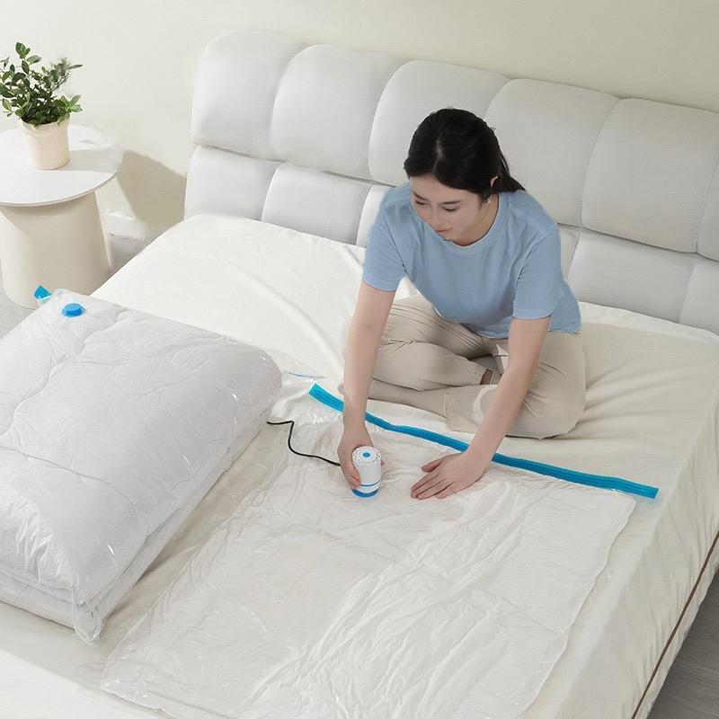 High Quality Transparent Vacuum Storage Compression Bag with Pump Used for Cloth