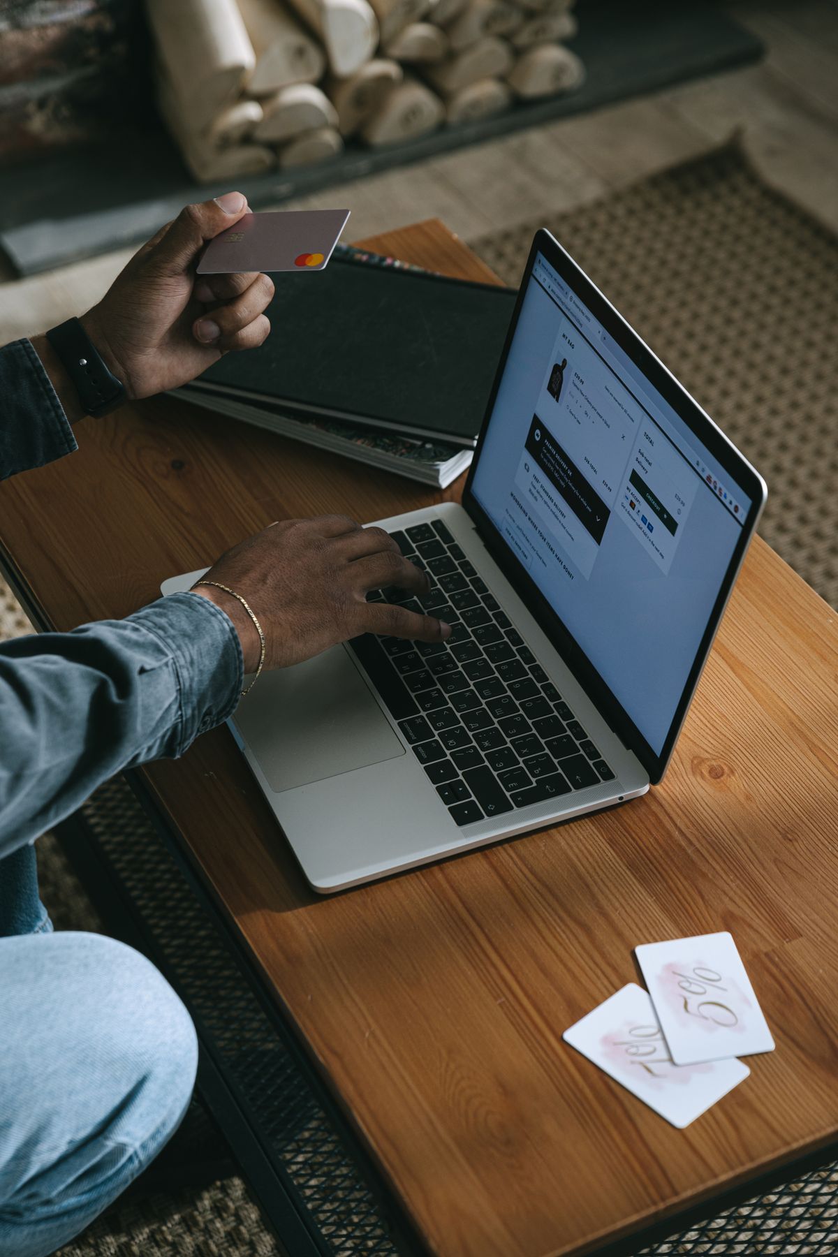 Content planning calendar for vacuum bag brand social media strategy
