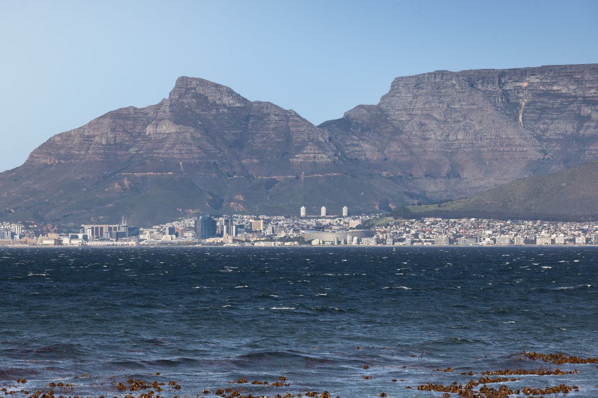 Cape Town coastal skyline — B2B vacuum bag import opportunities South Africa
